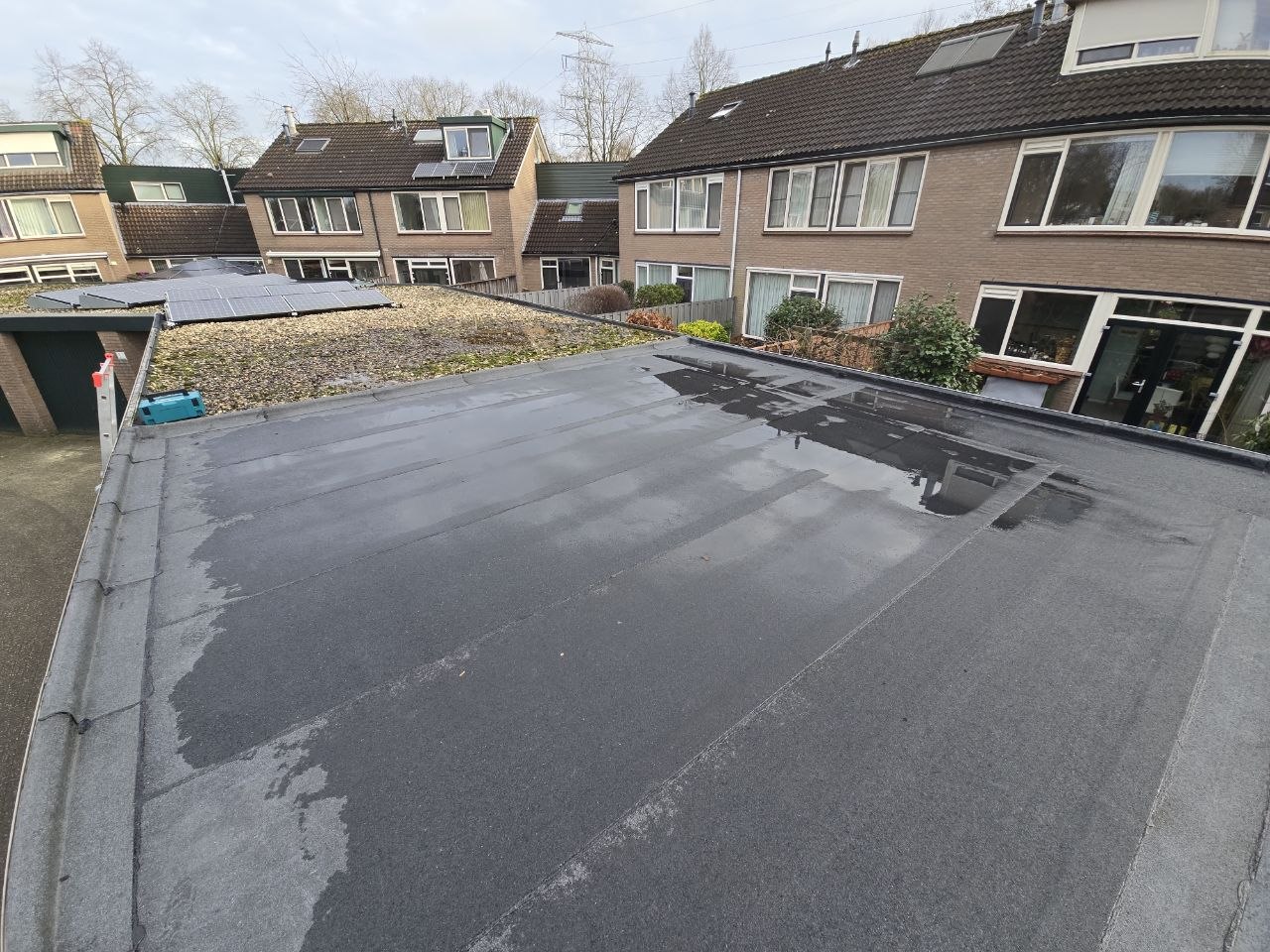 Dak met zonnepanelen