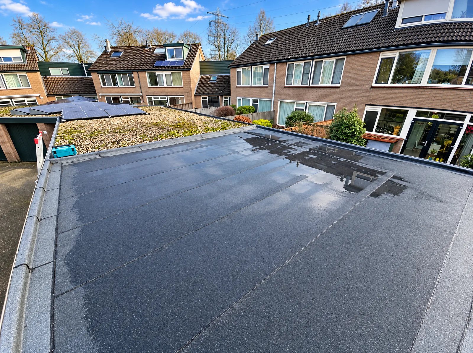Dak met zonnepanelen